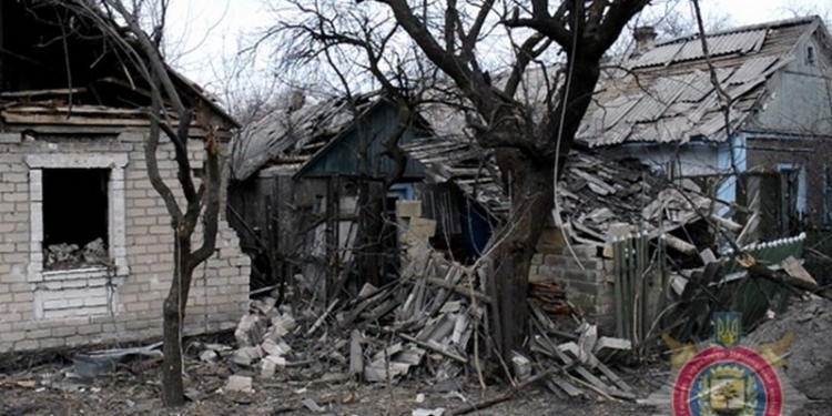 5 погибших, 18 раненых, – в полиции назвали число пострадавших мирных жителей в Авдеевке с начала года