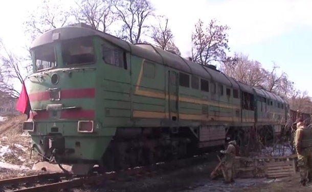 Блокада снята? Пути расчищены, первый поезд пошел