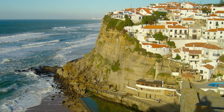 Наблюдение и опыт. Как украинцы и украинки зарабатывают в Португалии