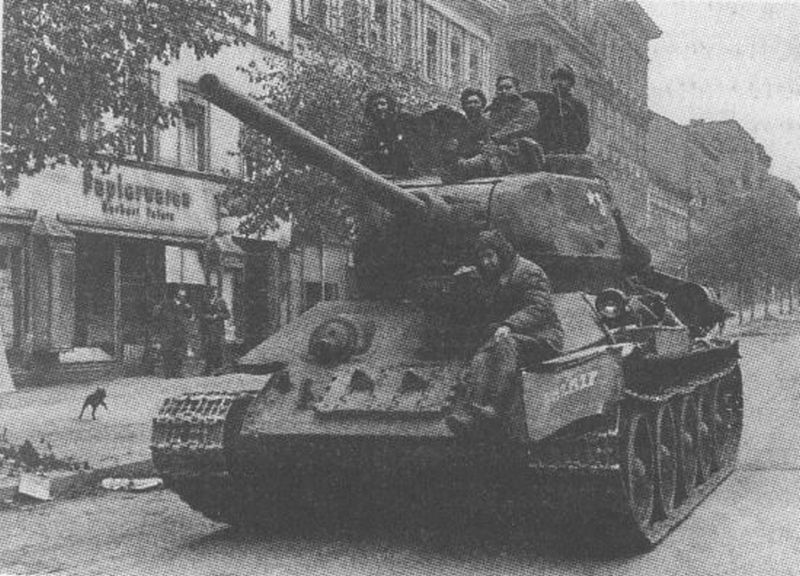 Москвич пытался вывезти в Казахстан танк Т-34 1945 года выпуска – получил три года условно 1
