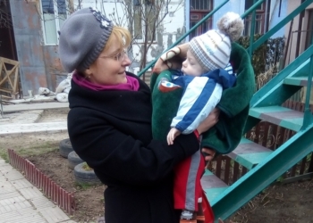 По решению суда в Заводском районе Николаева у больной матери отобрали полуторагодовалого малыша