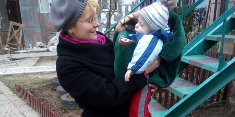 По решению суда в Заводском районе Николаева у больной матери отобрали полуторагодовалого малыша