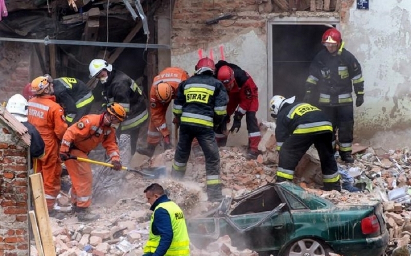 В Польше обрушился жилой дом – погибли трое, в том числе двое детей 9