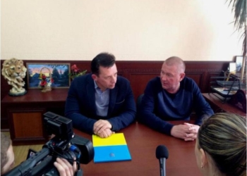 «Будем дружить домами»: Очаков и Гостомель подписали Соглашение о сотрудничестве