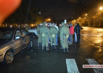 Не поделили клиентов? В самом центре Николаева произошла массовая драка
