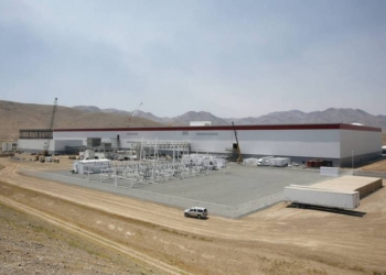 В США на заводе «Тесла» разлились химикаты – часть рабочих эвакуировали