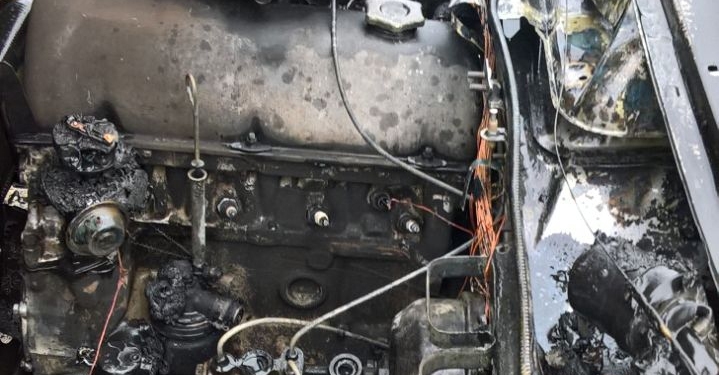 На Николаевщине на трассе загорелась «семерка» – в легковушке закоротила электропроводка