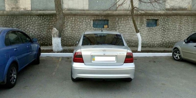 В Корабельном районе Николаева только за воскресенье было обнаружено 2 авто с «перебитыми» номерами