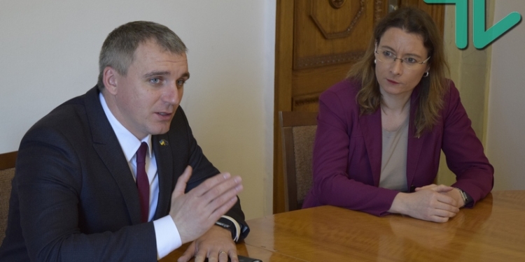 Посол Франции в Украине о своём первом визите в Николаев: «Я в жизни никогда не видела город, где столько билбордов»