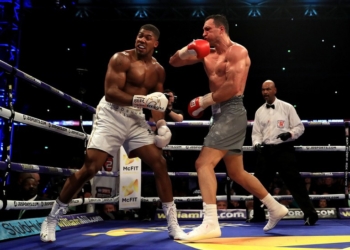 Победил сильнейший: Кличко-младший уступил Джошуа