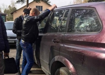 В Киевской области сотрудники прокуратуры задержали главу сельсовета при получении 60 тыс.грн. взятки