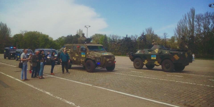 Узнать в лицо. В Одессе будут идентифицировать участников любых акций с помощью спецдрона