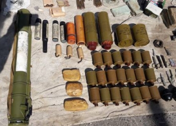В Николаеве СБУ и полиция обнаружили схрон оружия, взрывчатки и боеприпасов в гараже братьев – бывшего милиционера и активиста КПУ, которые сейчас в России