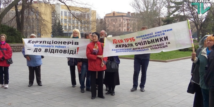 На Николаевщине мошенники оставили без воды полторы тысячи дачников. В ОГА им ответили: “Мы водой не занимаемся”