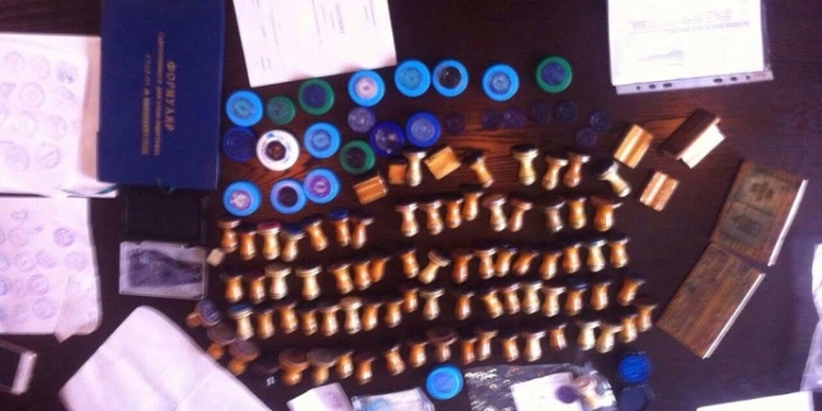 Прокуратура разоблачила фирму, которая якобы связана с ВПК. Изъяли печати воинских частей из разных областей