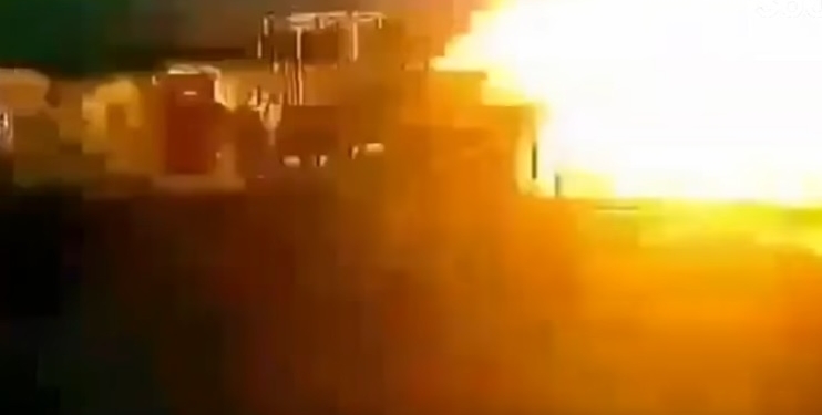 В Тюменской области РФ – взрыв и пожар на нефтескважине