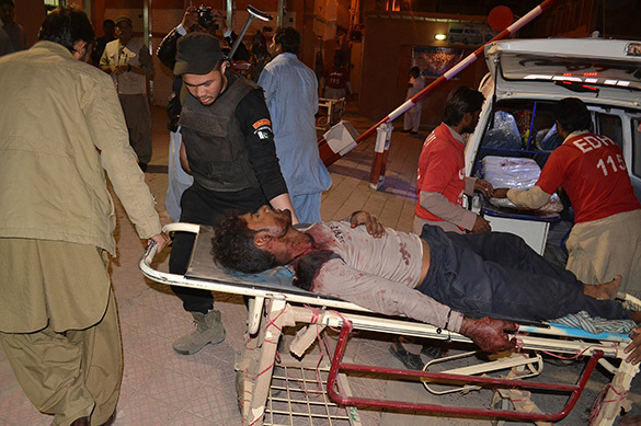 В Пакистане сумасшедший церковник убил 20 человек - рад их очищения. Остальных регулярно пытал огнем 1