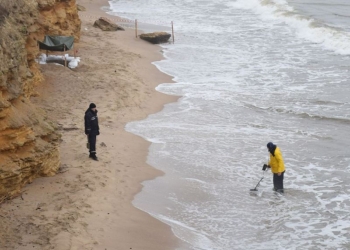 На Николаевщине начали чистить акваторию Черного моря и побережье от боеприпасов