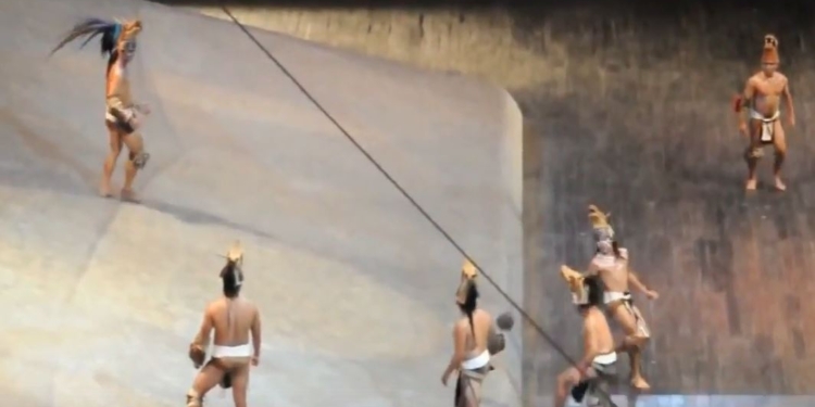 В Мексике возродили древнейшую игру ацтеков. Но без жертв