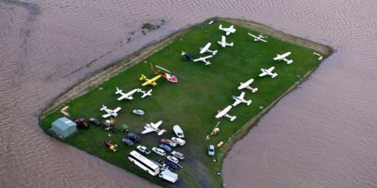 Австралия может пострадать на $1 млрд от шторма «Дебби»