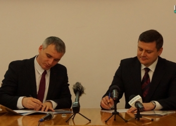 НГЗ выделит 5 млн. грн. на развитие Николаева – в горсовете подписали договор о сотрудничестве