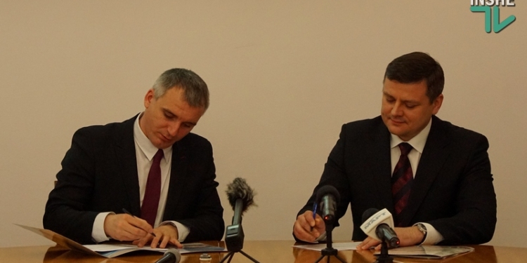 НГЗ выделит 5 млн. грн. на развитие Николаева – в горсовете подписали договор о сотрудничестве