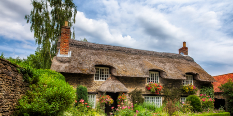 В Англии продали деревеньку, вместе с тремя сотнями жителями