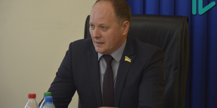 Золотой николаевский аэропорт: депутатам облсовета предлагают выделить 50 млн.грн. уже в этот четверг и утвердить трехлетнюю программу развития КП на 742 млн.грн.