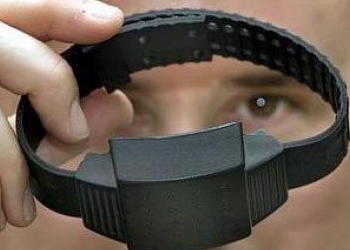 Новый дефицит: в Украине катастрофически не хватает электронных браслетов для слежения за подсудимыми