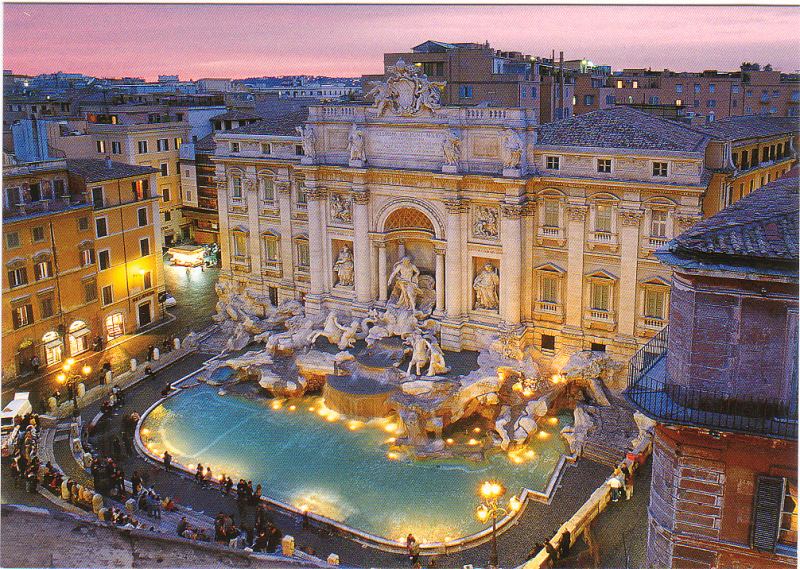 Туристы за год бросили в фонтан Треви в Риме 1,4 миллиона евро 1