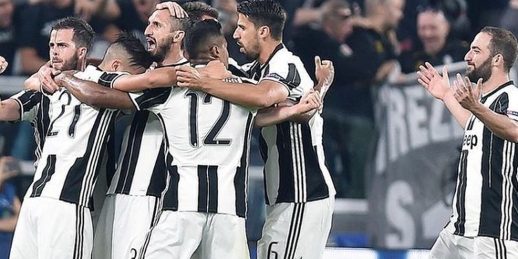 Ювентус разгромил Барселону в первом четвертьфинале Лиги чемпионов