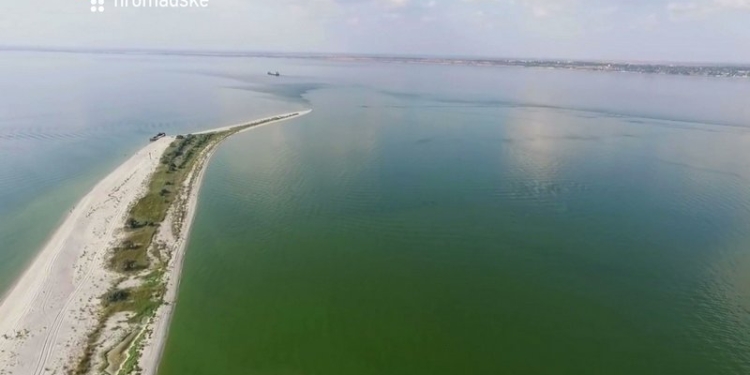 Школу в Покровке на Кинбурнской косе таки закроют – ну, очень уж там земля ценная