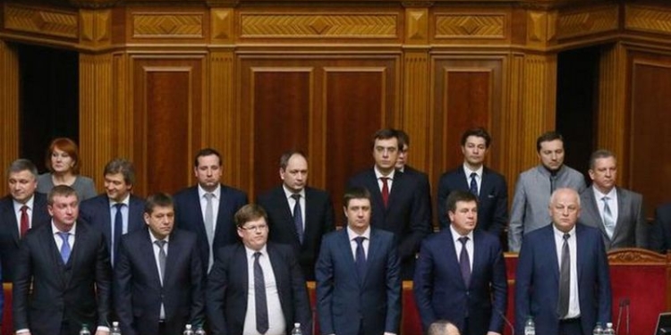 Сколько зарабатывают украинские министры?