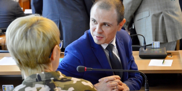 На сессию Николаевского горсовета вынесено всего 4 вопроса. Зато в «разном» – 18 (ТРАНСЛЯЦИЯ)