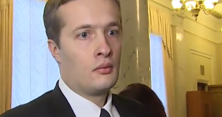 Журналисты поймали сына президента – нардепа Алексея Порошенко на нарушении ПДД