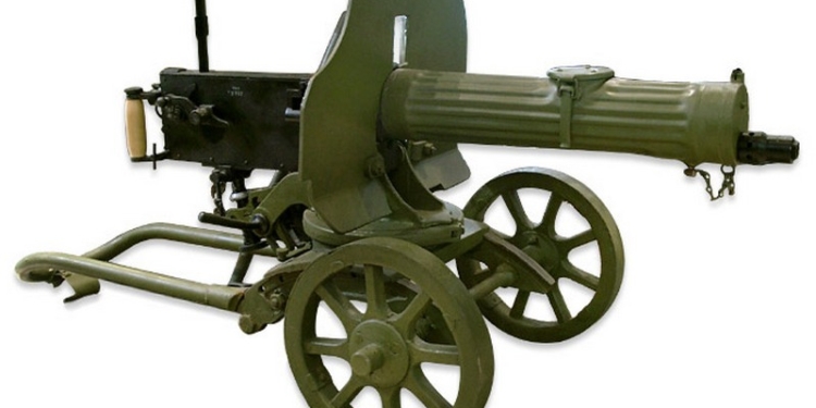 Российская ФСБ заявила, что пресекла канал поставок оружия из Европы и Украины. Интересно, кому понадобился пулемет «Максим» и авиационная пушка времен ВОВ?