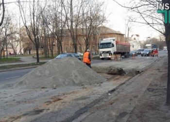 Это прорыв! В Николаеве решили посчитать все “разрытия” на дорогах и создать интерактивную карту