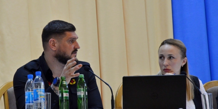 «Это надругательство над депутатским корпусом!» – «Не занимайтесь популизмом на трибуне!»: на сессии Николаевского облсовета поскандалили губернатор и депутат