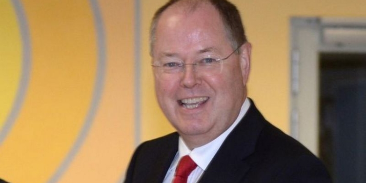 Бывший глава немецкого Минфина сменил род деятельности и переквалифицировался в артиста-комика