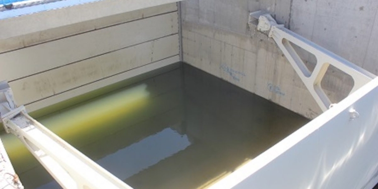 Ну и хорошо. В Крыму назвали украинскую дамбу и лишение полуострова воды из Днепра мелкой пакостью