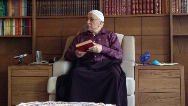 Любого срока будет мало? В Турции требуют посадить Гюлена на 3 тысячи лет