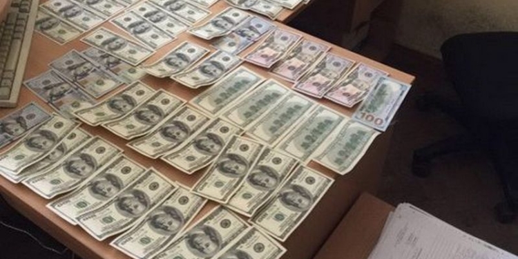 В Киевской области медики продавали частным компаниям донорскую кровь из резервов