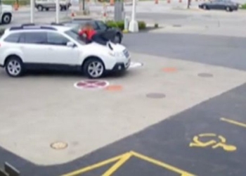 Потому что боролась за свое: американка не дала угнать свое авто довольно необычным способом