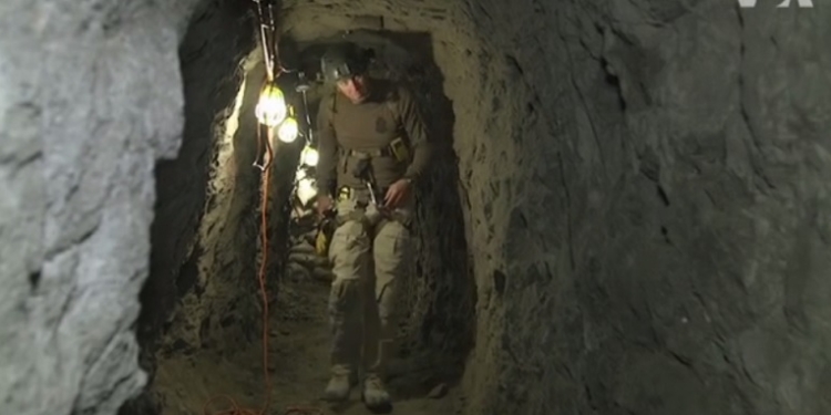 «Нарко-трафик»: из Мексики в США ведут 220 туннелей