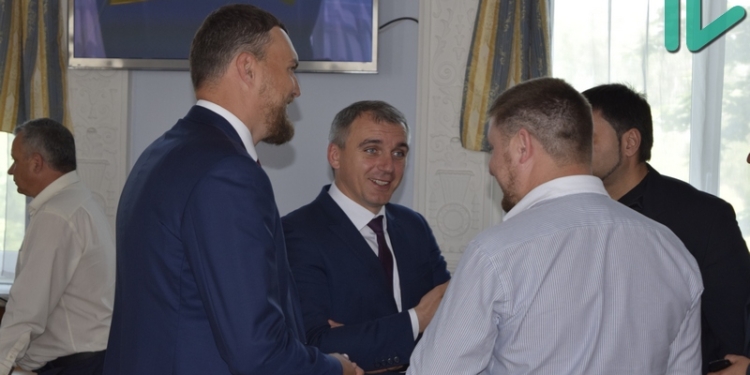 Горсовет собрался на внеочередную сессию по вопросу дноуглубительных работ на акватории Николаевского морпорта (ТРАНСЛЯЦИЯ)