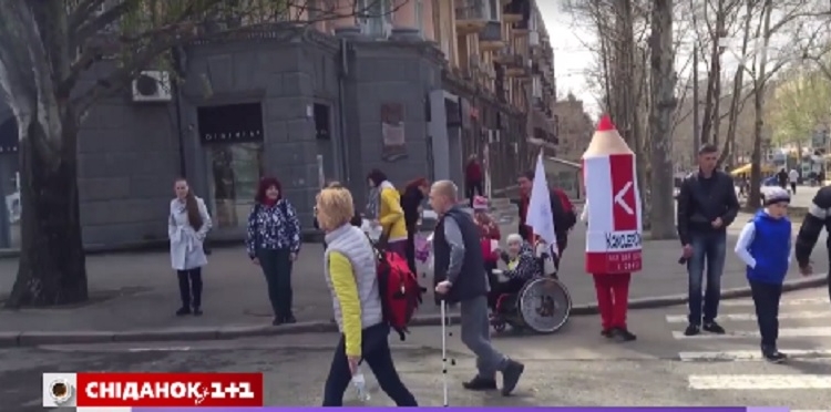 Герои среди нас: как 16-летний парень с диагнозом ДЦП покорил Николаев