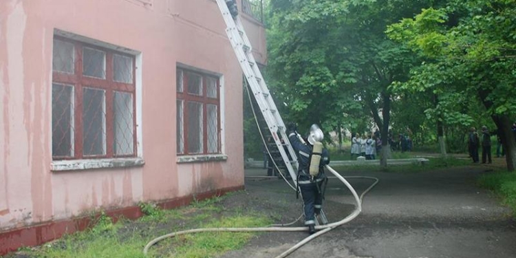 В Николаеве горела психиатрическая больница