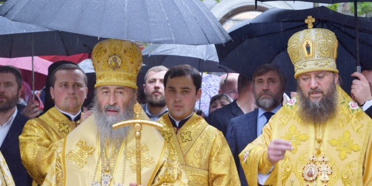 Концентрация святости: в Николаев прибыли десница великомученика Димитрия Солунского, Митрополит Киевский и всея Украины Онуфрий и нардеп Вадим Новинский