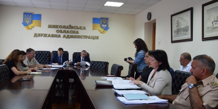 Поговорили, но услышали ли друг друга? В АМПУ настаивают, что на дноуглубление все разрешения есть, в облгосадминистрации их призывают скоординироваться с мэром