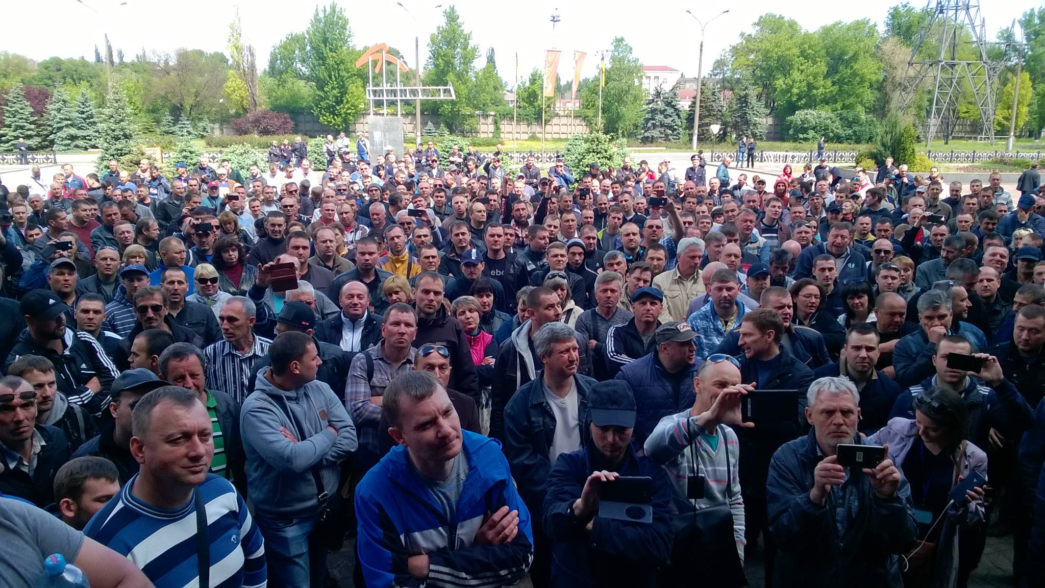 В Кривом Роге бастуют шахтеры – на земле и под землей